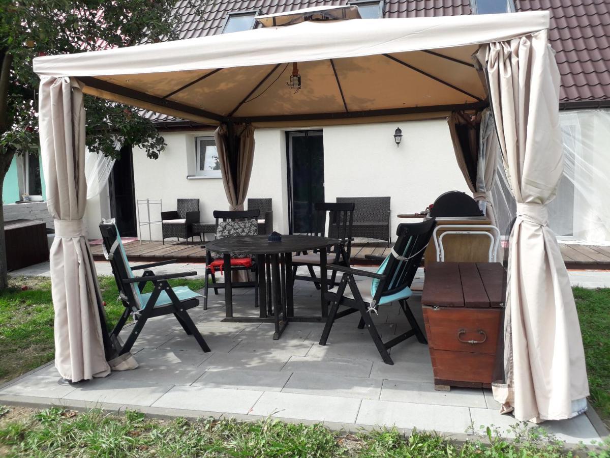 Apartamenty Nad Jeziorem Piaski Wolin Exteriör bild
