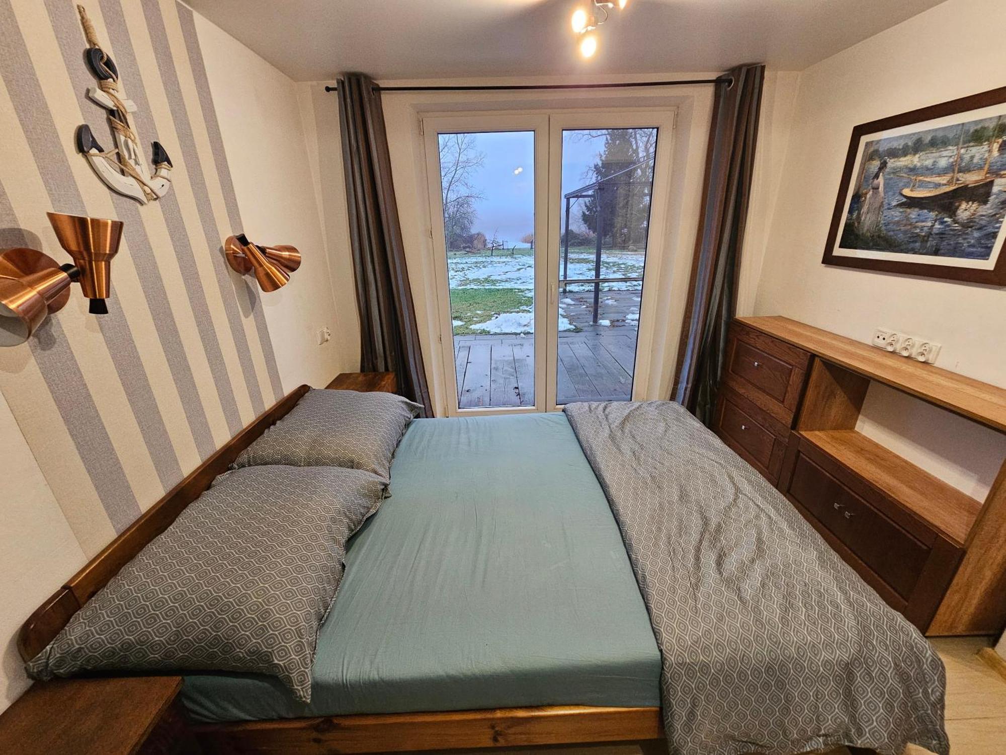 Apartamenty Nad Jeziorem Piaski Wolin Exteriör bild