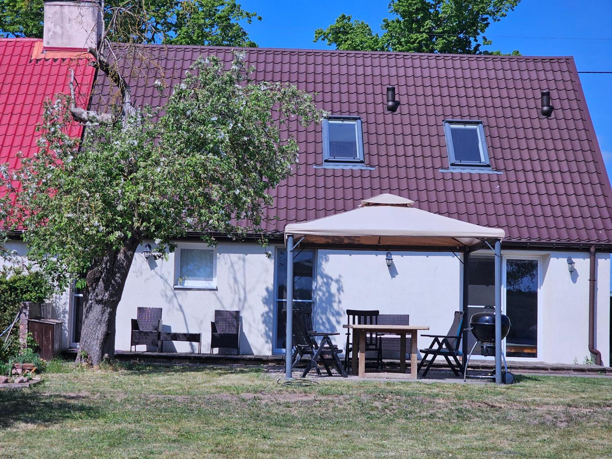 Apartamenty Nad Jeziorem Piaski Wolin Exteriör bild