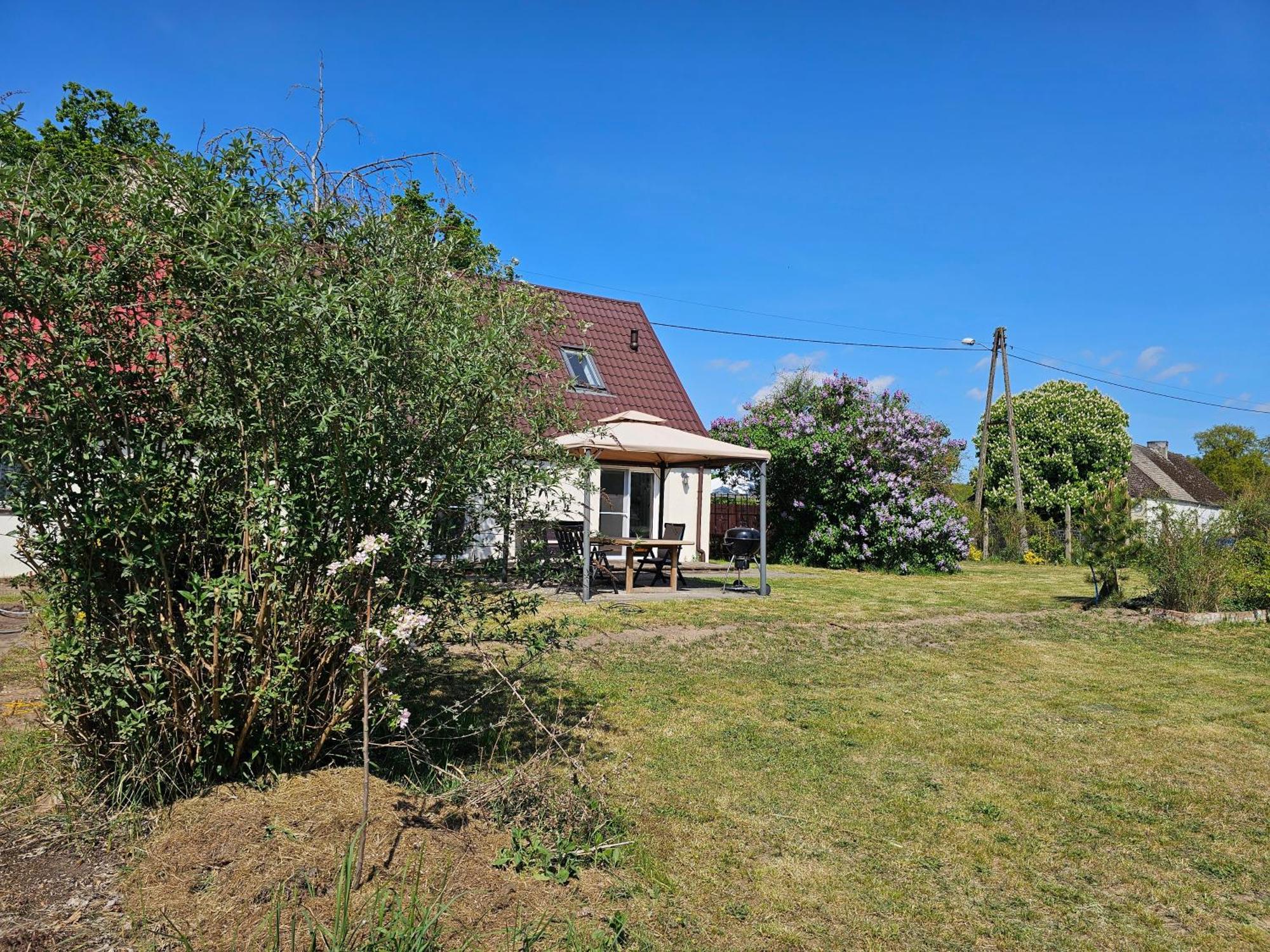 Apartamenty Nad Jeziorem Piaski Wolin Exteriör bild